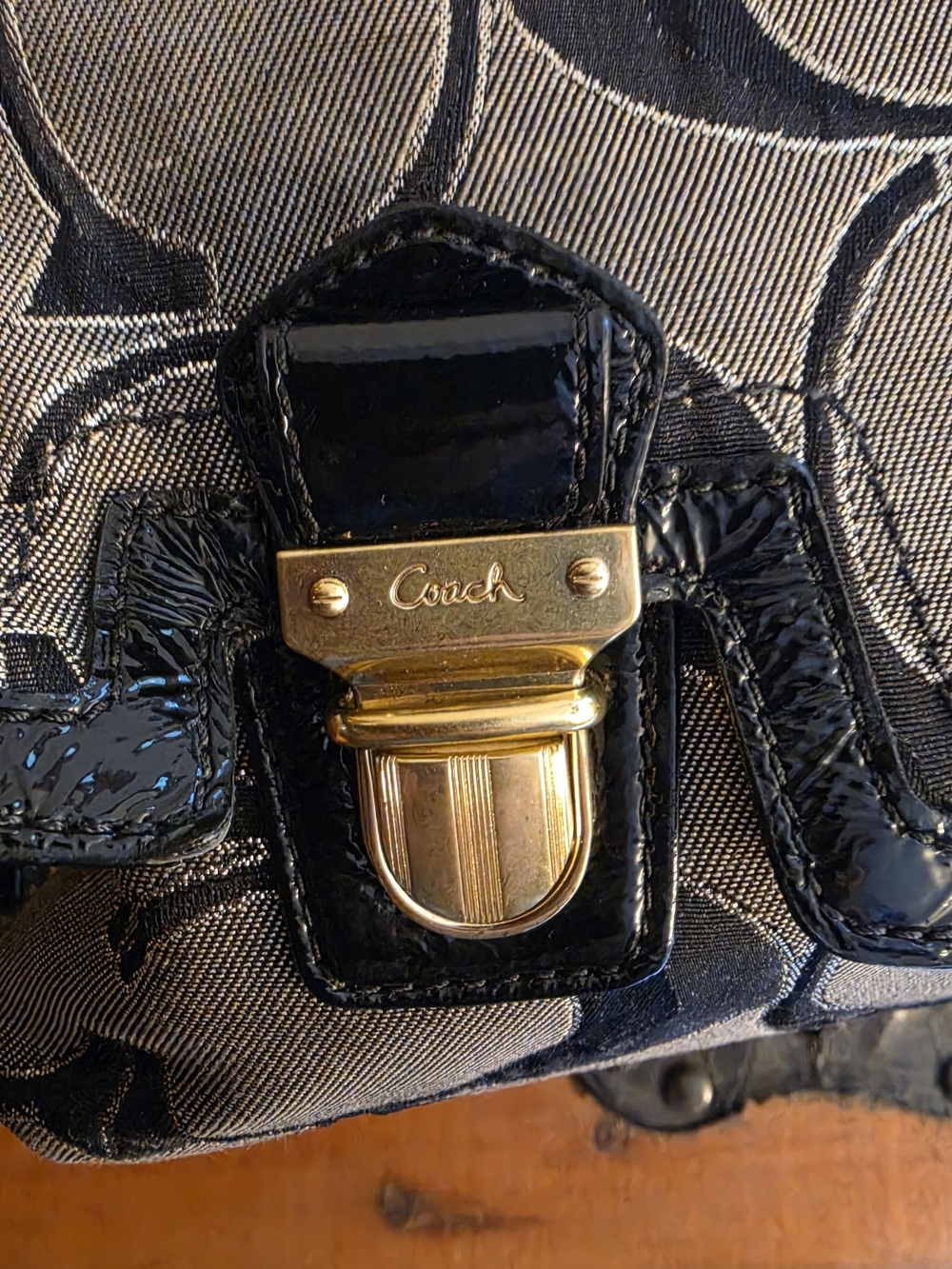 Coach Poppy Signature Lurex Push-Lock Satchel Tote Bag – Black/Gray - Picture 7 of 15